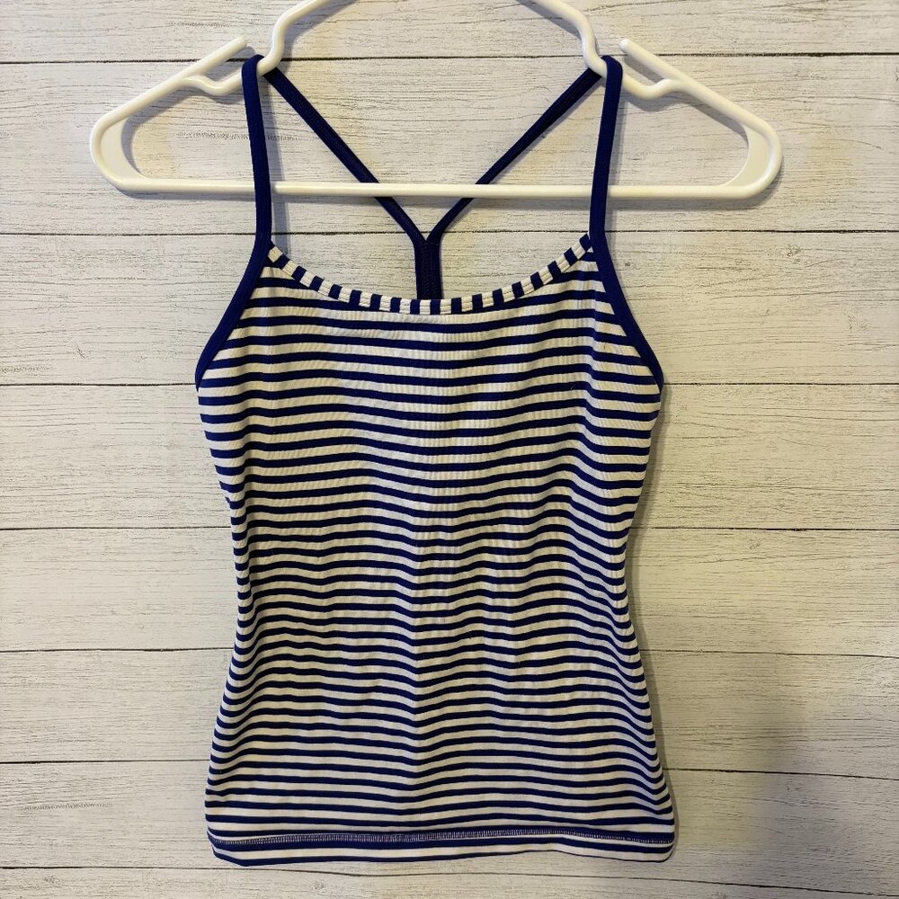 Lululemon Racerback Tank Top Built-In Bra Navy White Stripe Size 6